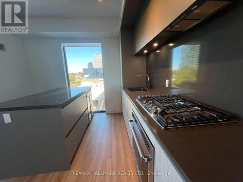 502 - 1 Hillsdale Avenue W, Toronto, ON - Indoor Photo Showing Kitchen