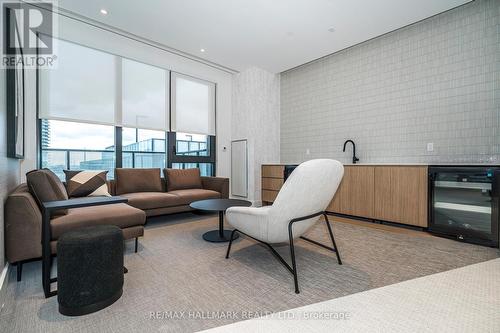 1111 - 35 Parliament Street, Toronto, ON - Indoor