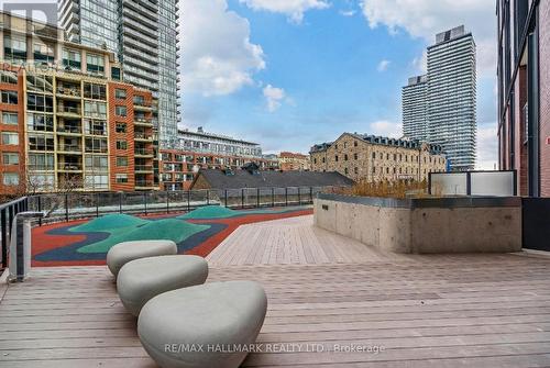 1111 - 35 Parliament Street, Toronto, ON - Outdoor