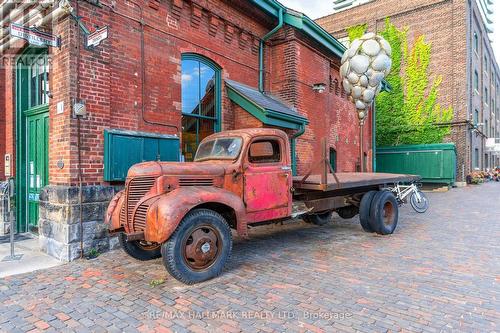 1111 - 35 Parliament Street, Toronto, ON - Outdoor With Exterior