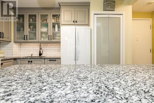 115 - 1025 Grenon Avenue, Ottawa, ON - Indoor Photo Showing Kitchen