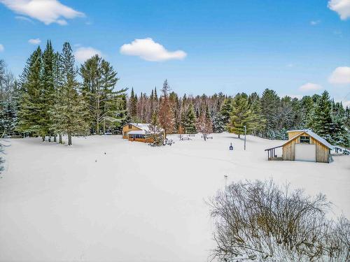 4323 Ch. du Rapide  Rivière-Rouge, QC J0T 1T0