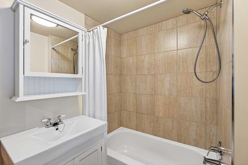 Salle de bains - 4323 Ch. Du Rapide, Rivière-Rouge, QC - Indoor Photo Showing Bathroom