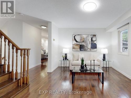 98 Lowther Avenue, Richmond Hill, ON - Indoor Photo Showing Living Room