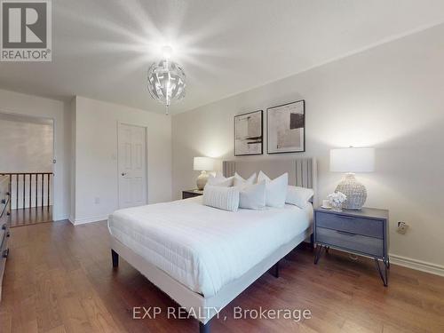 98 Lowther Avenue, Richmond Hill, ON - Indoor Photo Showing Bedroom