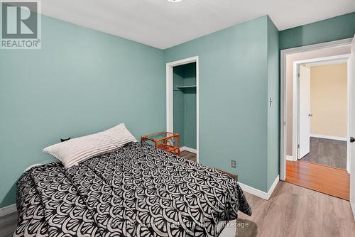 6186 Delta Drive, Niagara Falls, ON - Indoor Photo Showing Bedroom