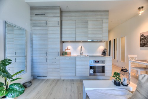 Salon - 603-1155 Rue De La Montagne, Montréal (Ville-Marie), QC - Indoor