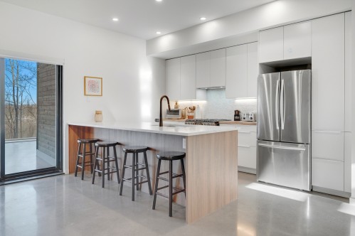 Cuisine - 787 Ch. Du Lac-Des-Becs-Scie E., Saint-Sauveur, QC - Indoor Photo Showing Kitchen With Upgraded Kitchen