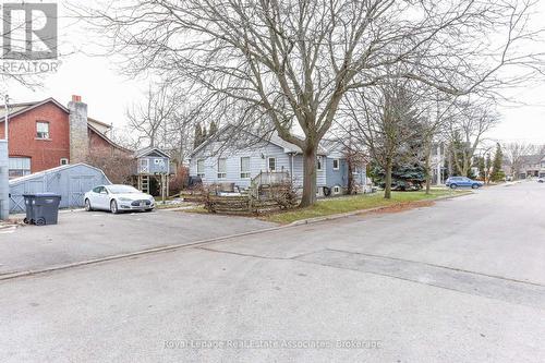 1089 Seneca Avenue, Mississauga, ON 