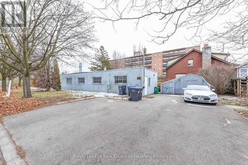 1089 Seneca Avenue, Mississauga, ON 
