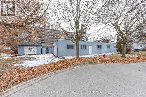 1089 Seneca Avenue, Mississauga, ON - Outdoor