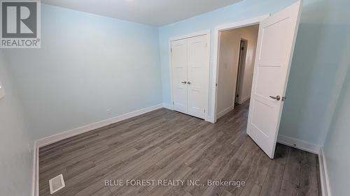49 Toulon Crescent, London East (East I), ON - Indoor Photo Showing Other Room