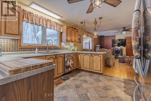 178 Adam & Eve Road, Trent Lakes, ON - Indoor Photo Showing Kitchen