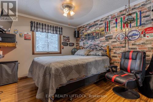 178 Adam & Eve Road, Trent Lakes, ON - Indoor Photo Showing Bedroom