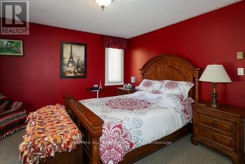 506 Snug Harbour Road, Kawartha Lakes (Lindsay), ON - Indoor Photo Showing Bedroom