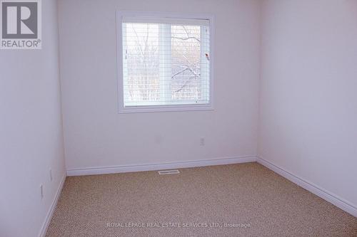 40 - 77 Diana Avenue, Brantford, ON - Indoor Photo Showing Other Room