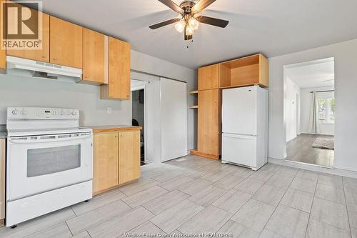 2900 Front Road, Lasalle, ON - Indoor Photo Showing Kitchen