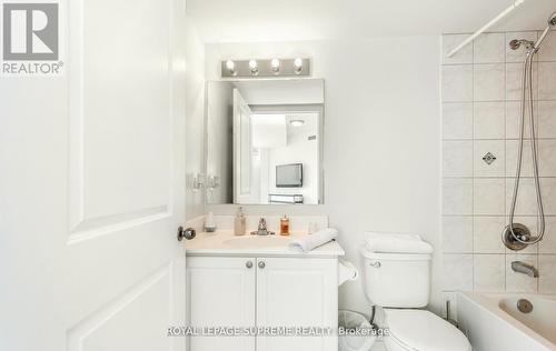 1606 - 9 George Street, Brampton, ON - Indoor Photo Showing Bathroom