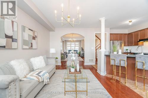 3027 Richview Boulevard, Oakville, ON - Indoor