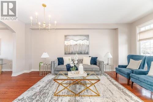 3027 Richview Boulevard, Oakville, ON - Indoor Photo Showing Living Room