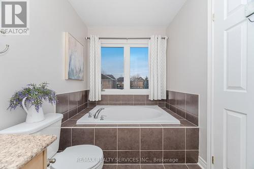 3027 Richview Boulevard, Oakville, ON - Indoor Photo Showing Bathroom