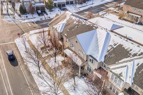 3027 Richview Boulevard, Oakville, ON - Outdoor