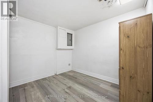 17 Avening Drive, Toronto, ON - Indoor Photo Showing Other Room