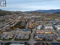 150 meters from pet store - 