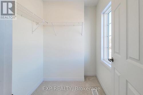 31 Turnbull Drive, Brantford, ON - Indoor