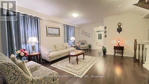 494 George Ryan Avenue, Oakville, ON - Indoor Photo Showing Living Room