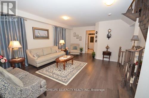 494 George Ryan Avenue, Oakville, ON - Indoor Photo Showing Living Room