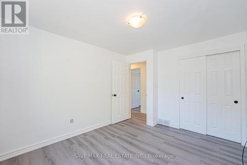 6307 Carolyn Avenue, Niagara Falls, ON - Indoor Photo Showing Other Room
