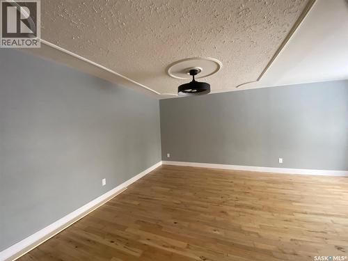 100 Third Avenue N, Yorkton, SK - Indoor Photo Showing Other Room