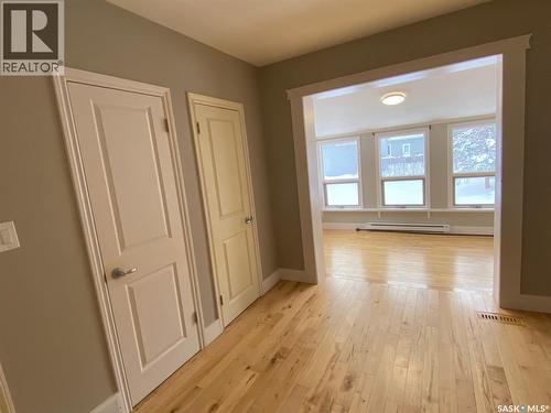 100 Third Avenue N, Yorkton, SK - Indoor Photo Showing Other Room