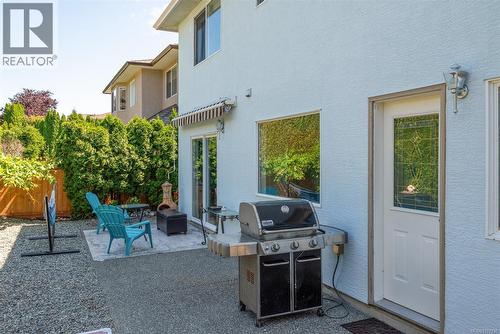 5804 Quarry Cres, Nanaimo, BC - Outdoor With Exterior