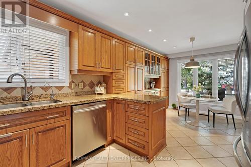 268 Mineola Road E, Mississauga, ON - Indoor Photo Showing Kitchen With Double Sink