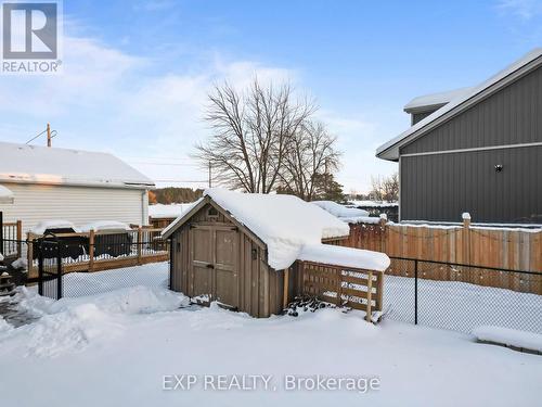 5051 Wellington Road S, London South (South Hh), ON - Outdoor