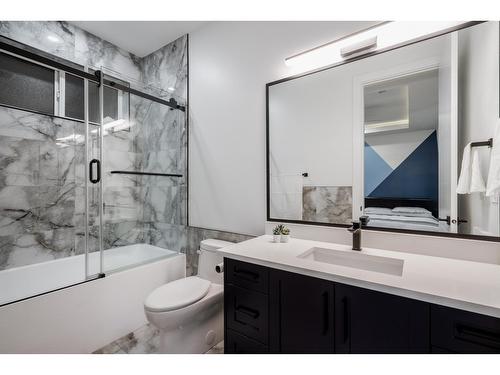 16850 106 Avenue, Surrey, BC - Indoor Photo Showing Bathroom