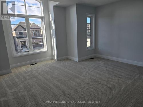 901 Knights Lane, Woodstock, ON - Indoor Photo Showing Other Room