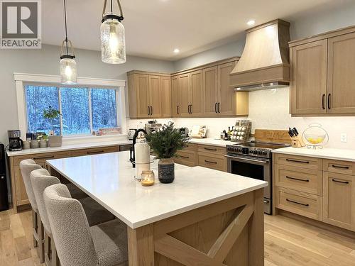 13245 283 Road, Fort St. John, BC - Indoor Photo Showing Kitchen