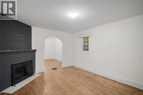 1752 Oneida, Windsor, ON - Indoor With Fireplace