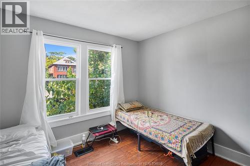 364 Partington Avenue, Windsor, ON - Indoor Photo Showing Bedroom