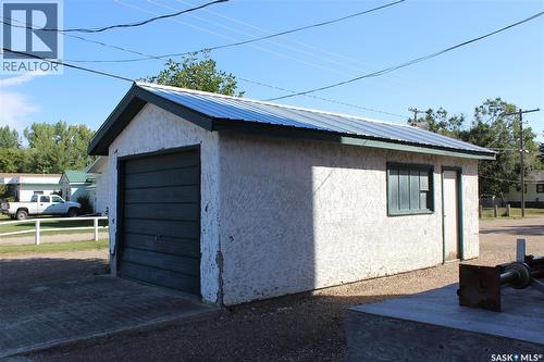 343 Redcoat Drive, Eastend, SK 