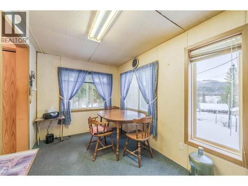 3541 Sellars Road, Canim Lake, BC - Indoor