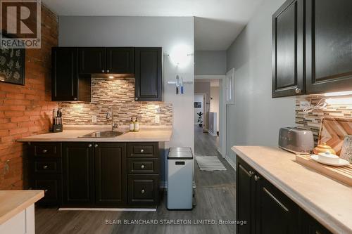 267-277 King William Street, Hamilton, ON - Indoor Photo Showing Kitchen