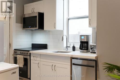 267-277 King William Street, Hamilton, ON - Indoor Photo Showing Kitchen
