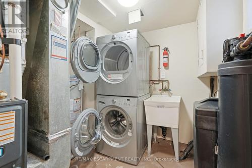 17 Mill Street, Milton, ON - Indoor Photo Showing Laundry Room