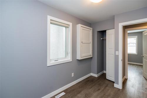 141 Pilgrim Avenue, Winnipeg, MB - Indoor Photo Showing Other Room