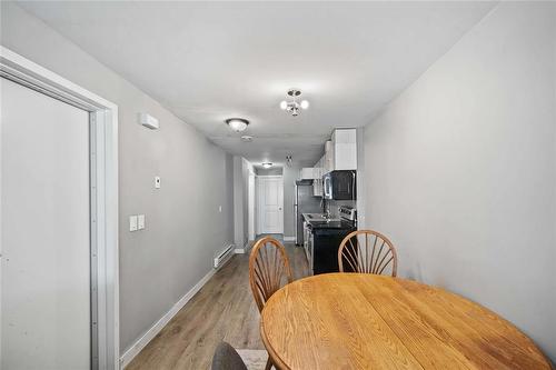 141 Pilgrim Avenue, Winnipeg, MB - Indoor Photo Showing Dining Room