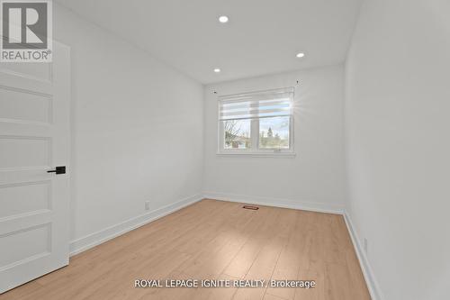 7 Isherwood Court, Mississauga, ON - Indoor Photo Showing Other Room
